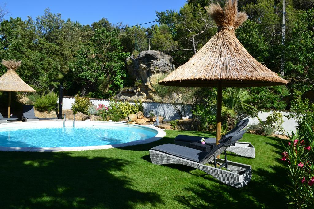 Le Refuge Bed & Breakfast Mornas Exterior photo